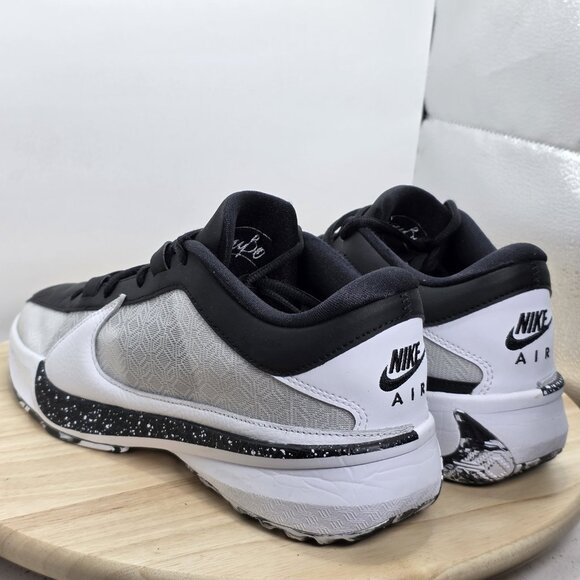 Size 10.5 - Nike Zoom Freak 5 Oreo Mens Sneakers Shoes NEW WITH BOX - Picture 7 of 9